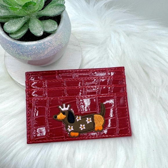 Faux Crocodile Black Embossed Glossy Small Dog Card Holder Wallet in Red - Picture 3 of 5